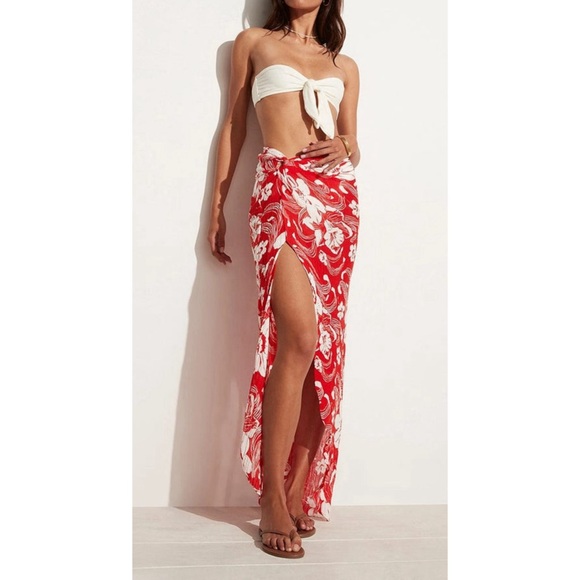 Faithfull the Brand Lulu Maxi Skirt Camara Floral Print Red, size 6 - Picture 2 of 7